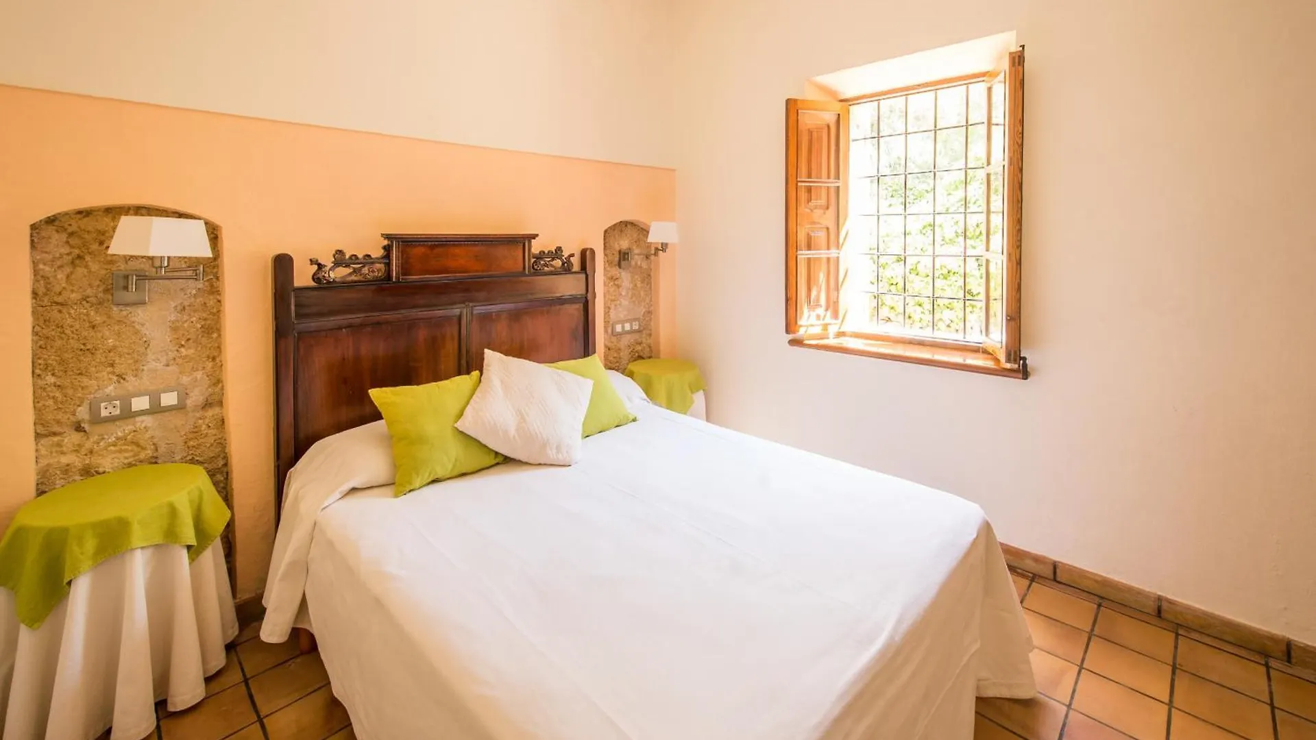 Costitx - 3937-60 Mallorca Pollenca 0*,